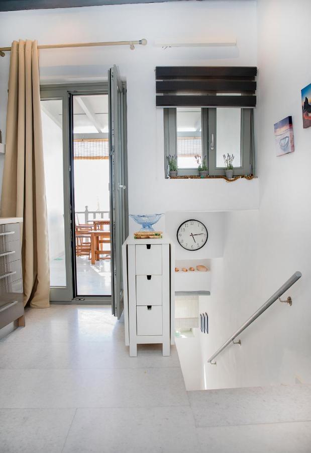 Caper-2 Bedroom Traditional Home With Amazing View Náousa Exterior foto