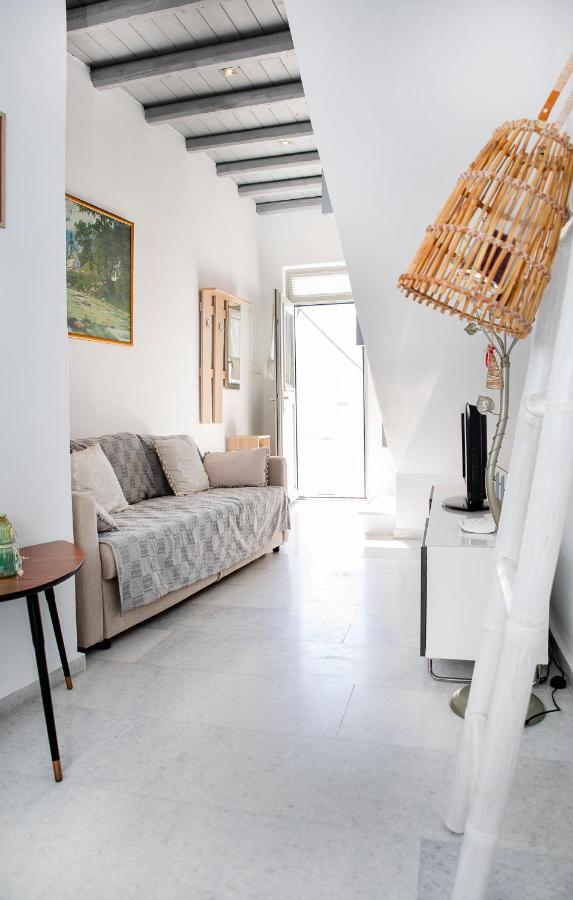 Caper-2 Bedroom Traditional Home With Amazing View Náousa Exterior foto