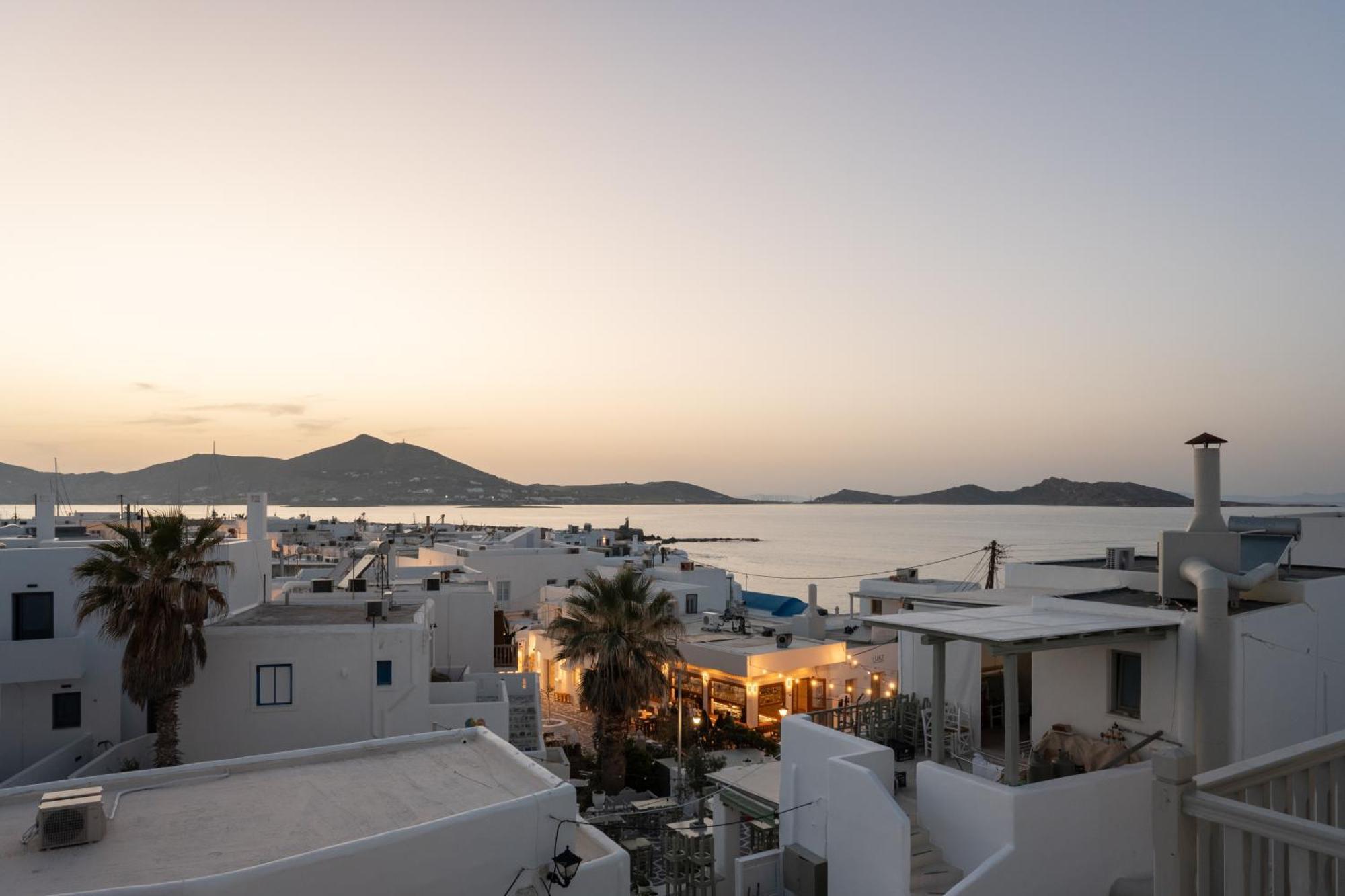 Caper-2 Bedroom Traditional Home With Amazing View Náousa Exterior foto