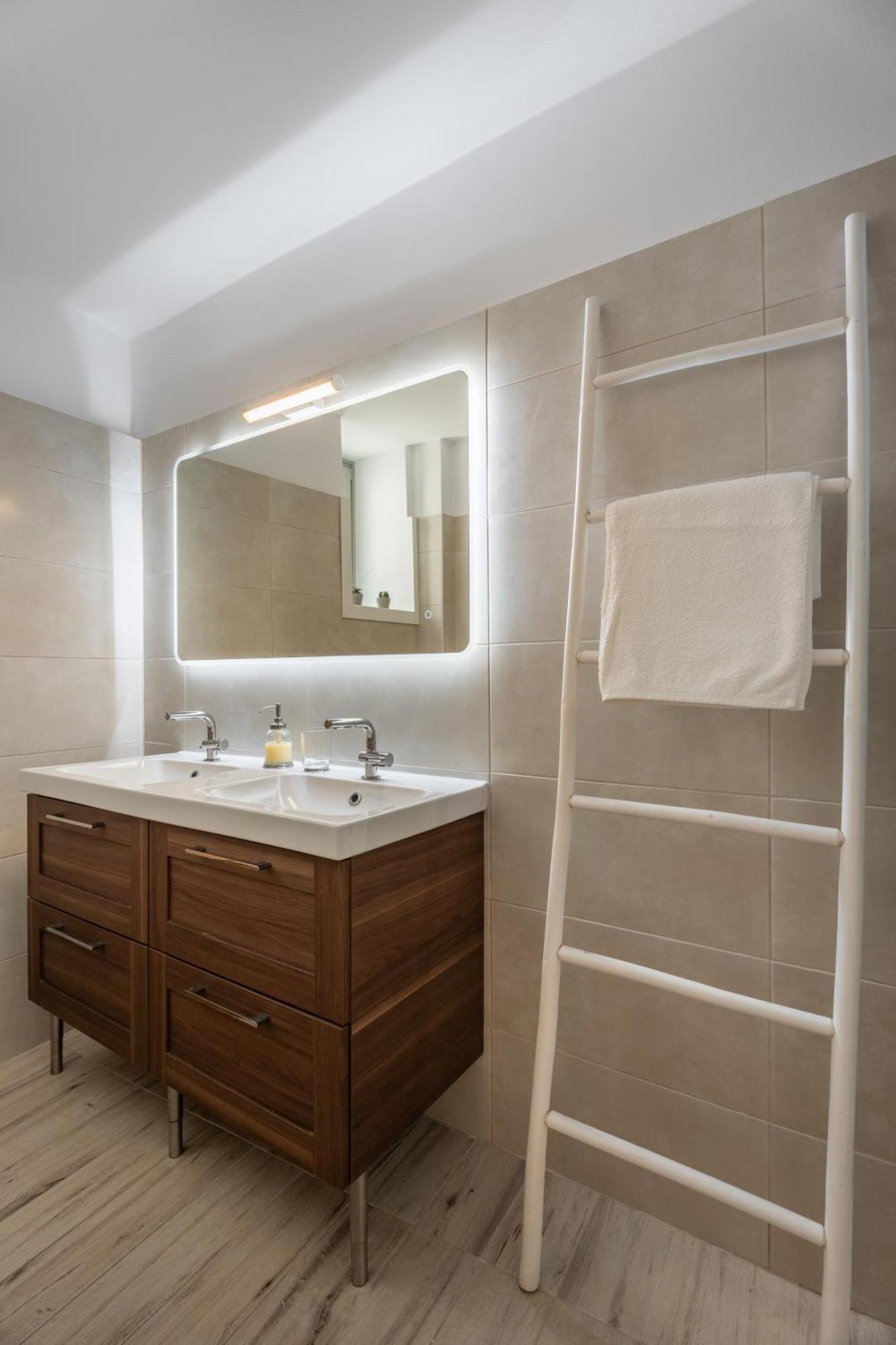Caper-2 Bedroom Traditional Home With Amazing View Náousa Exterior foto